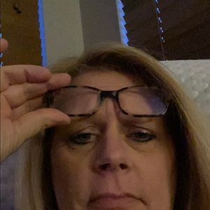 Meet your Posher, Christy